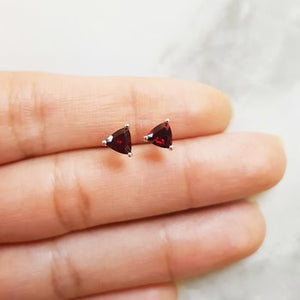 Arizona Garnet Trillion Stud