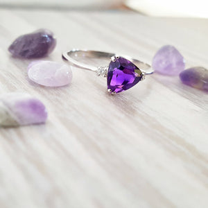 "Verna" 14K Gold Amethyst Ring