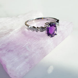 "Sedona" 14k White Gold Arizona Amethyst Ring