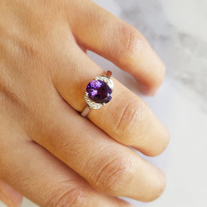 "Mona" 14k White Gold Arizona Amethyst Ring